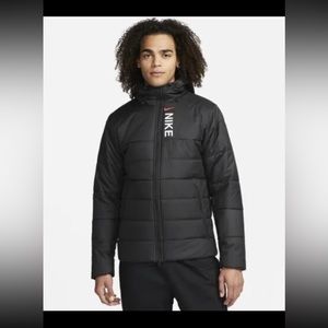 **NWT - XL** Mens Nike Therma Fit Synthetic Fill Puffer Jacket Coat Hooded